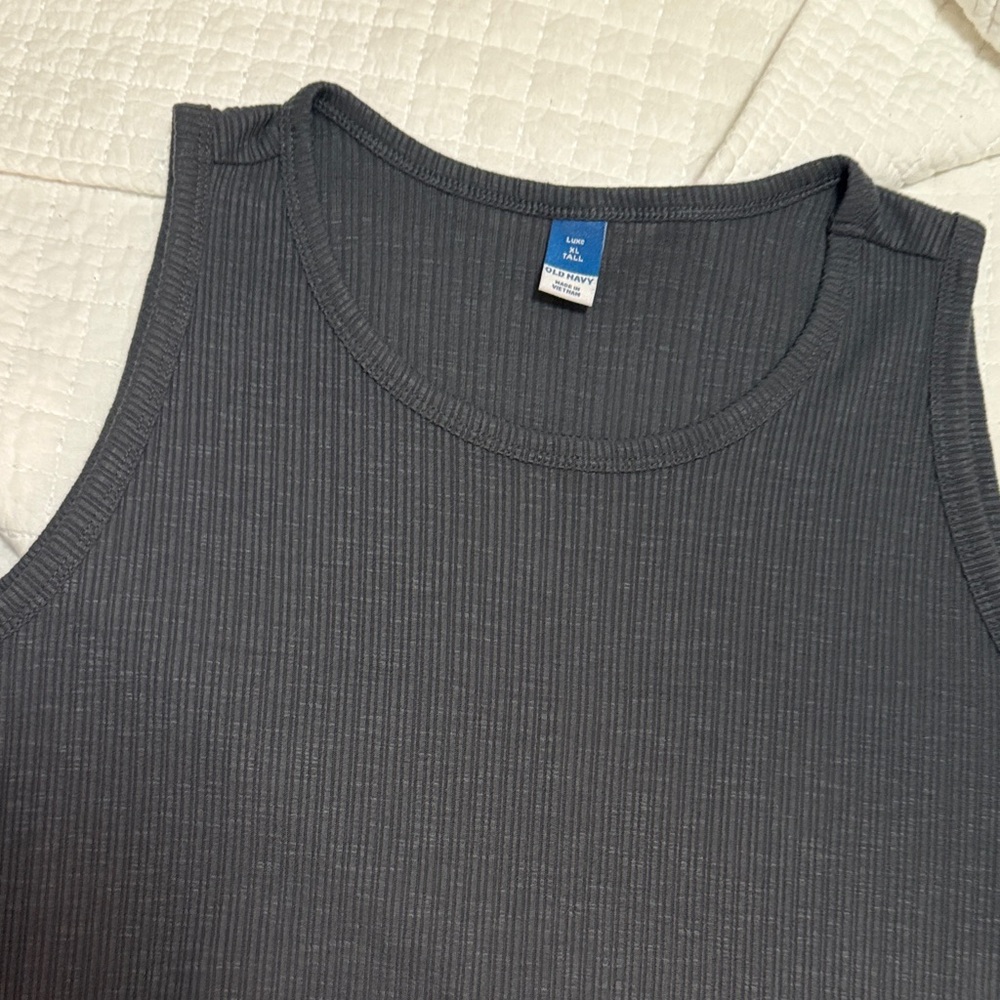 Old Navy Gray Ribbed Tank Top